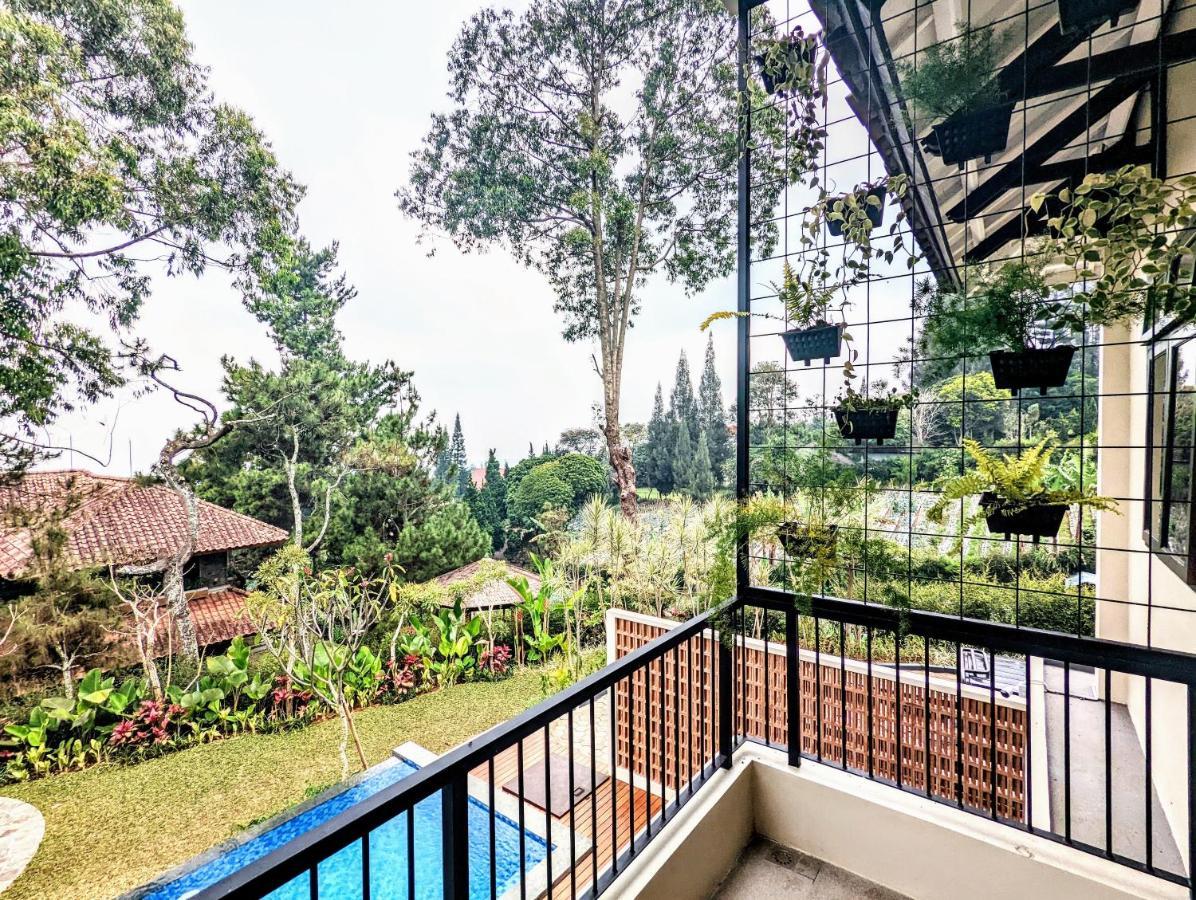 Cottonwood Exclusive Villa @Lembang Asri - Jacuzzi Playground Netflix Billyard Eksteriør billede