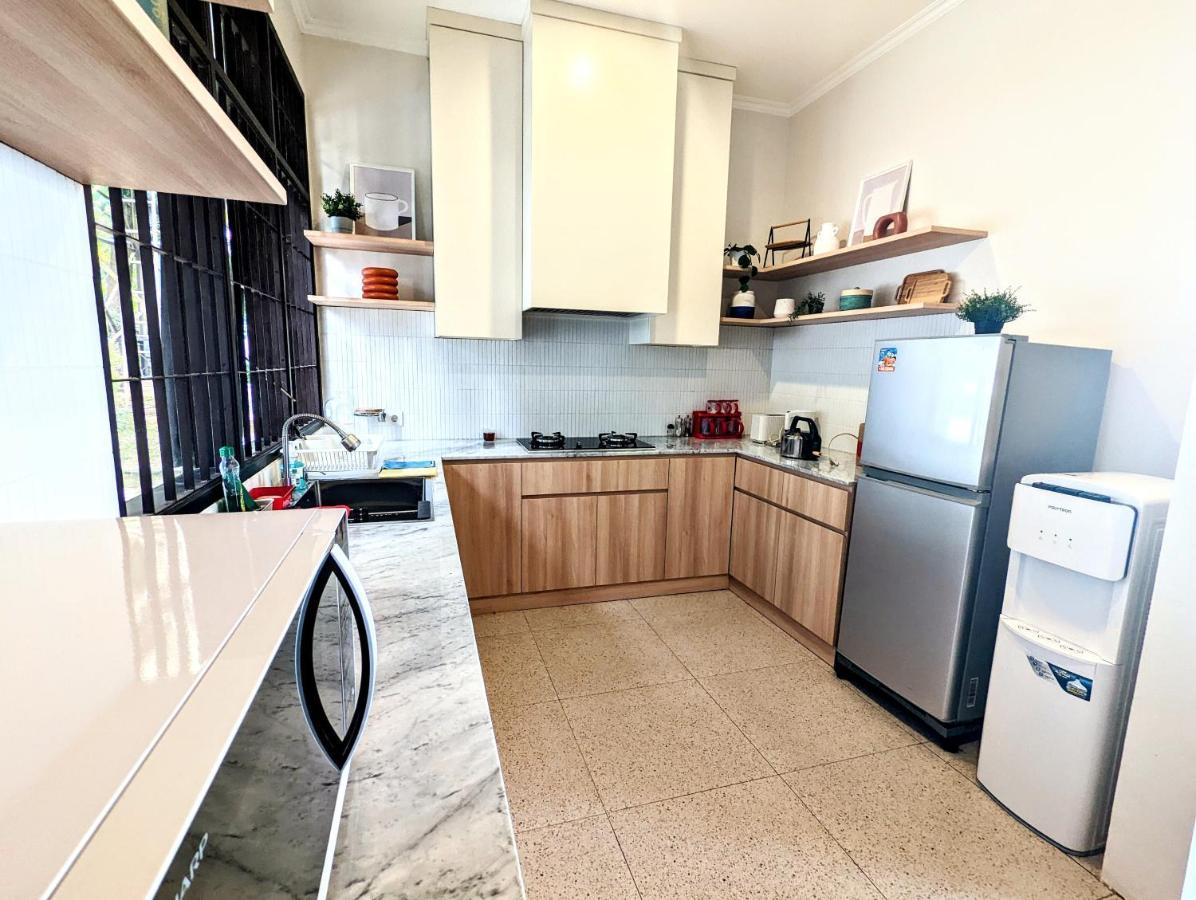 Cottonwood Exclusive Villa @Lembang Asri - Jacuzzi Playground Netflix Billyard Eksteriør billede